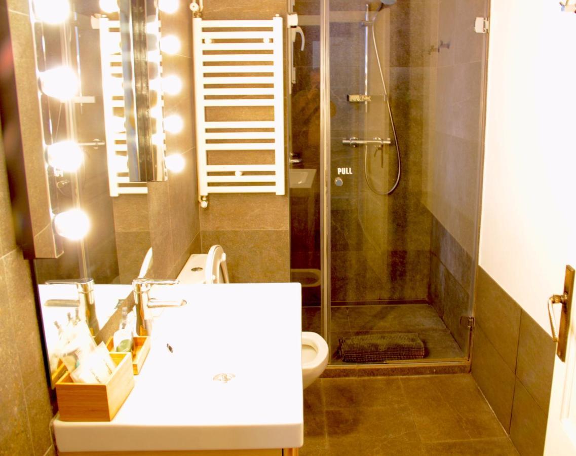 Mr. Serrano Apartments バルセロナ エクステリア 写真